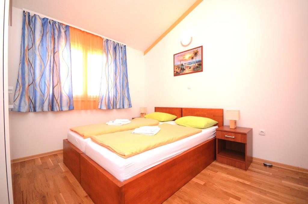 Apartments And Rooms Stipe بودْسْتغانا الغرفة الصورة